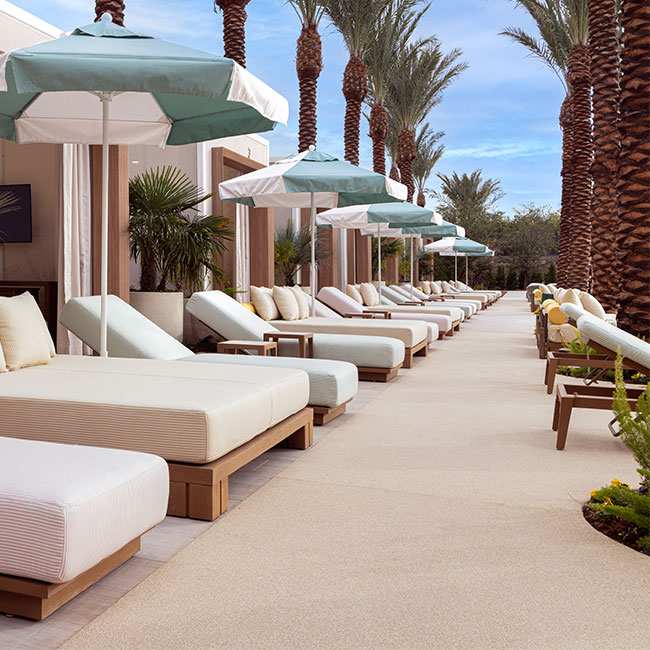 Durango resort Bel-Aire pool daybeds
