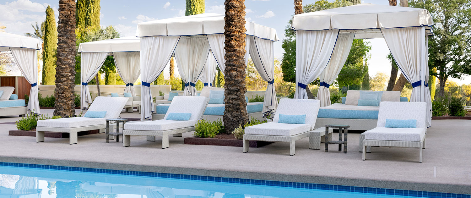GVR The Spa Pool Cabana