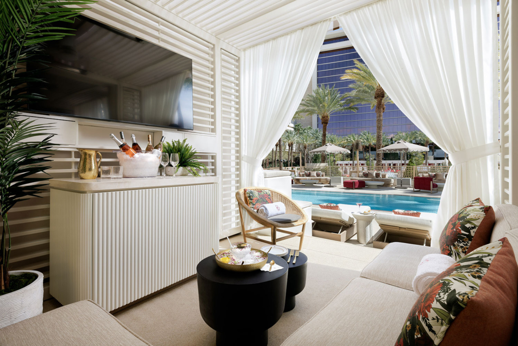 Redrock Rouge Room Cabana